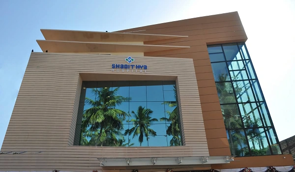 Featured Image of Hospital Near Prestige Palm Court